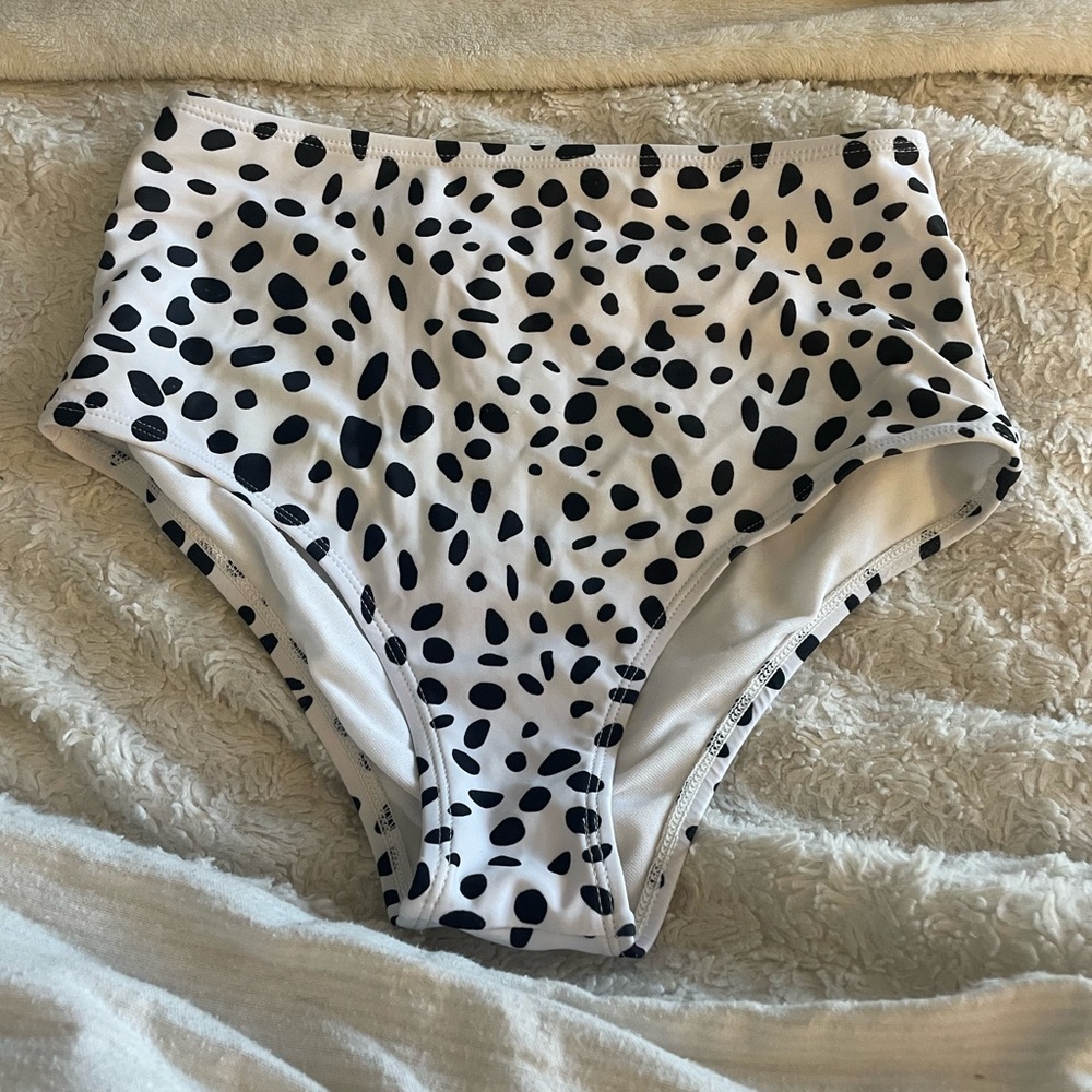 Dalmatian high waisted bottoms